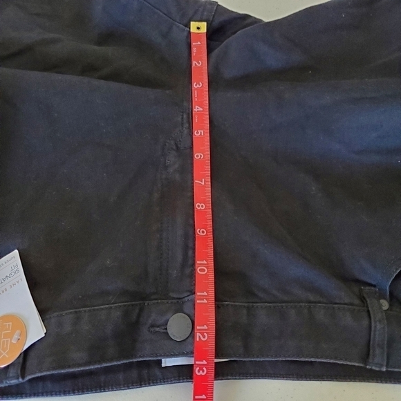 NWT Lane Bryant Signature Fit Hi-Rise Jeans Size 24 Raw Hem Stretch Distressed - Picture 8 of 13